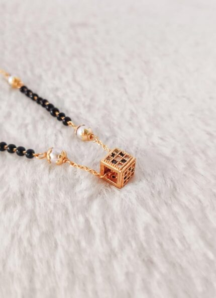 Traditional Temple Forming Stylish Meenakari Maharashtrian Wati Tanmaniya Black Mangalsutra For Women, Wedding Jewellery