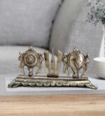 Amazon Brand - Umi Metal Tirupati Balaji Shankh Chakra Tilak Showpiece, Vishnu Symbol on Base, Venkateshwara Balaji Symbol Shankh Chakra Tilak Home Temple, Office Tabletop (9.2 Inches Length, Silver)