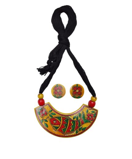 Karukala Handicraft Synthetic Clay Mithila Art Madhubani painting Fish Fully Handmade Necklace and Earring Sets Jewellery For Women and Girls (Color Multi,Size:Free)