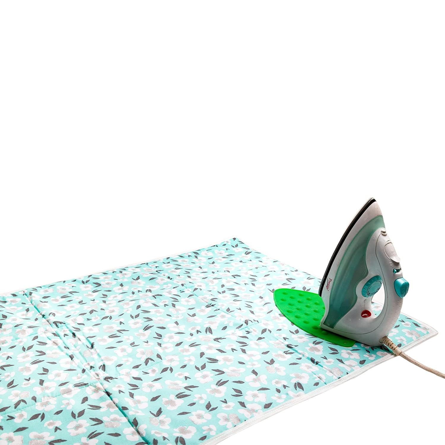 Amazon Brand - Umi Iron Mat 119 X 69, | 3mm Felt Padding | Heat Resistant | Silicone Iron Rest Protector | Steam Press On Table | Lightweight | Portable | Foldable | Washable | Printed (Green)